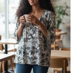 Chico's Zebra Jungle Print Knit Top Size 3 (Womens XL) Black White Novelty Tee